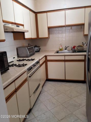 12 Coventry Court Matawan NJ 07747