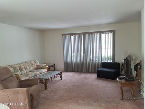 12 Coventry Court Matawan NJ 07747