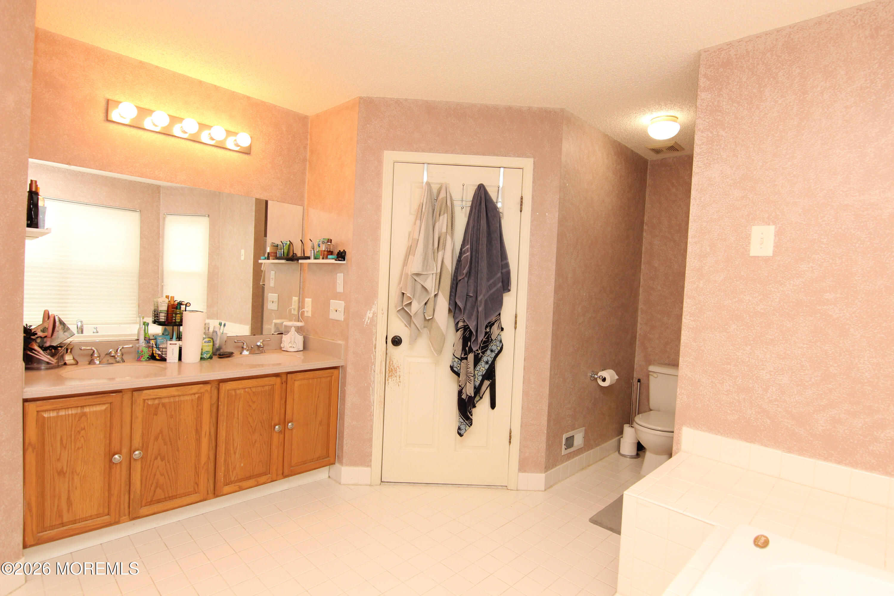 33 Austin Street Tinton Falls NJ 07712