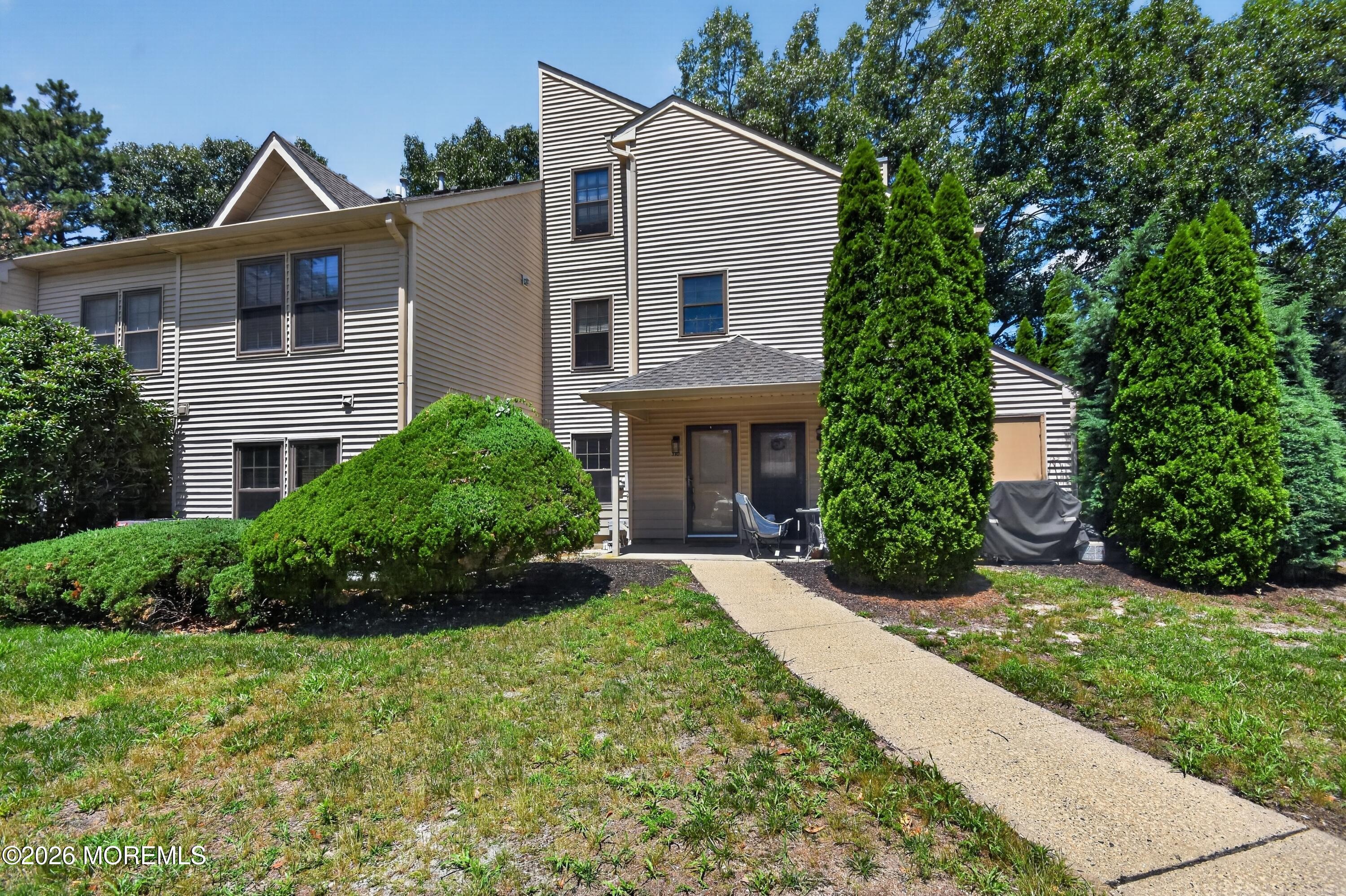 310 Owls Nest Court Jackson NJ 08527