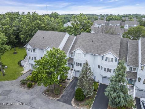 203 Muskflower Court Toms River NJ 08753