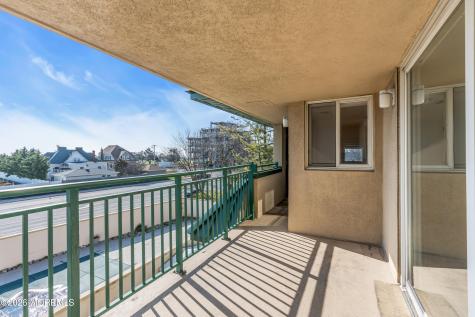422 Ocean Boulevard N Long Branch NJ 07740