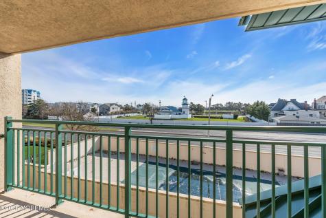 422 Ocean Boulevard N Long Branch NJ 07740