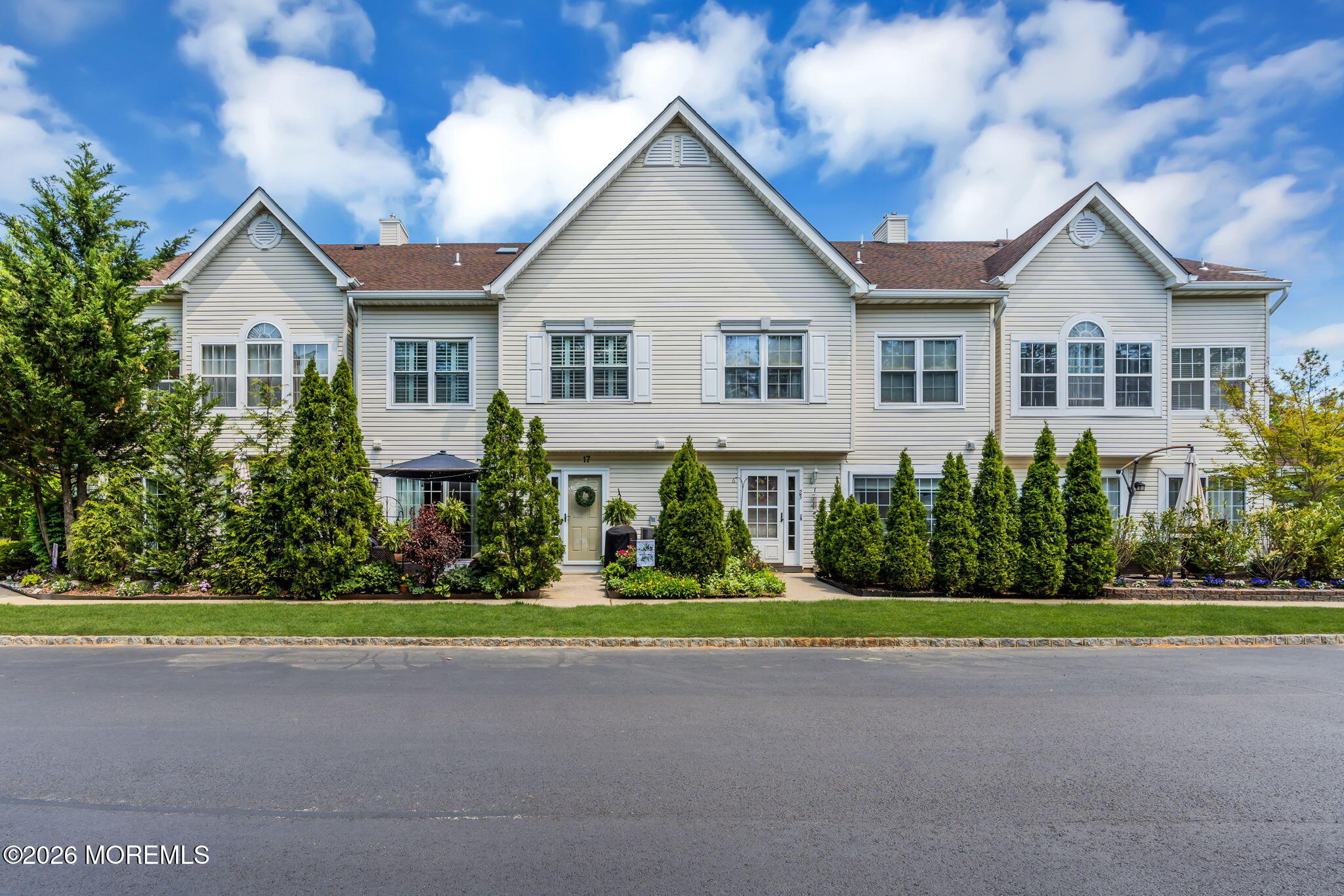 17 Richmond Court Tinton Falls NJ 07712