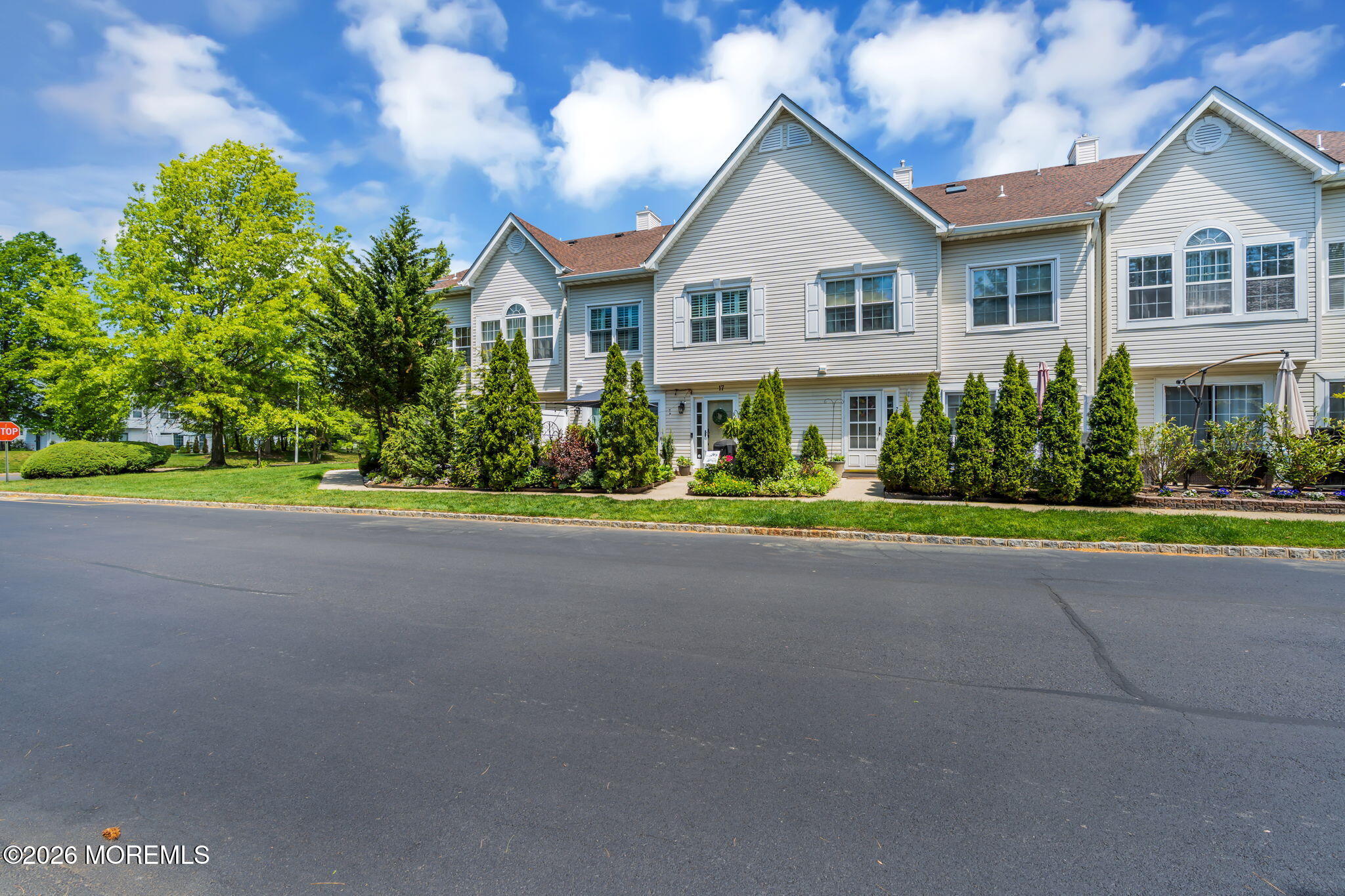 17 Richmond Court Tinton Falls NJ 07712