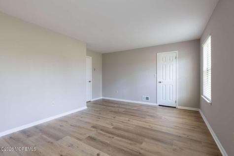 43 Poplar Place Freehold NJ 07728