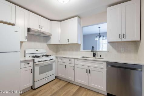 43 Poplar Place Freehold NJ 07728