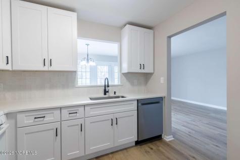 43 Poplar Place Freehold NJ 07728