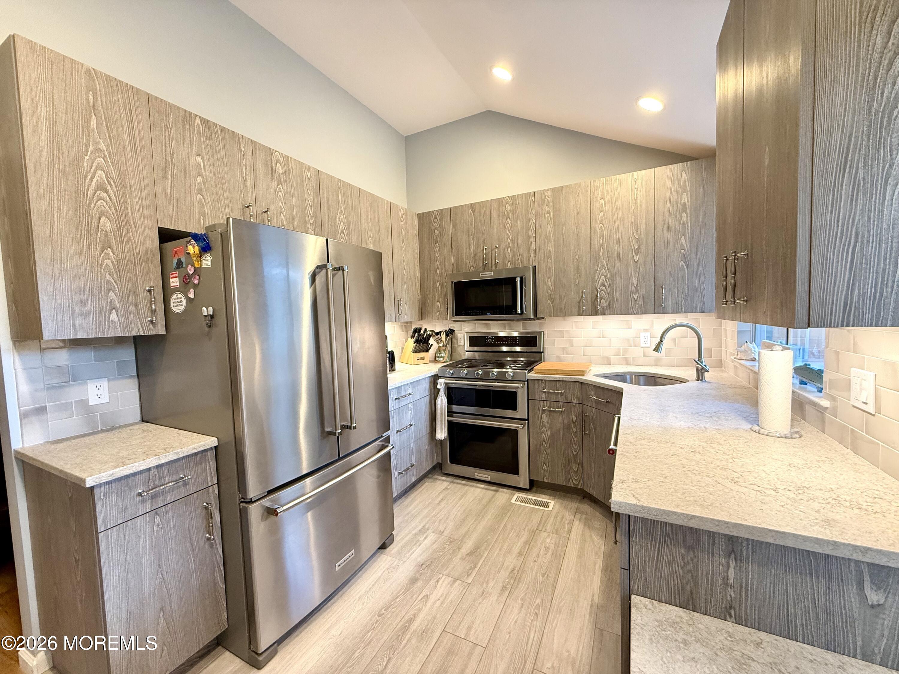 33 Maple Lane Brielle NJ 08730