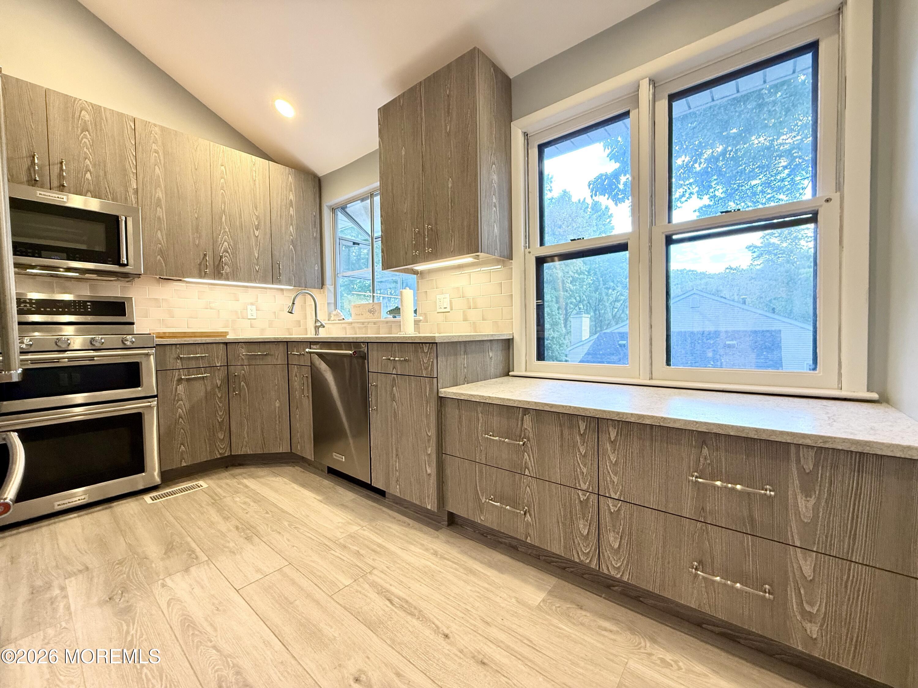 33 Maple Lane Brielle NJ 08730