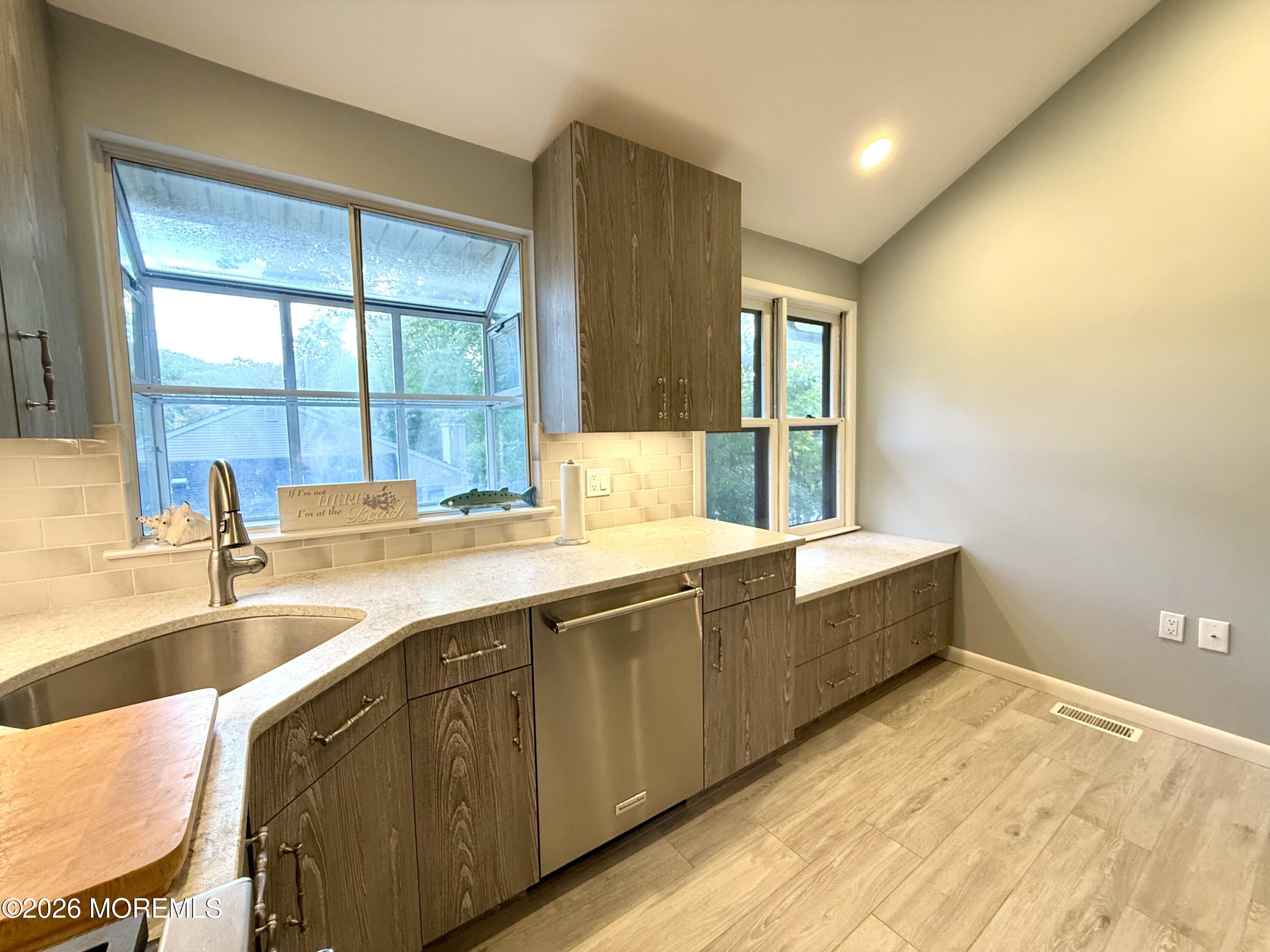 33 Maple Lane Brielle NJ 08730
