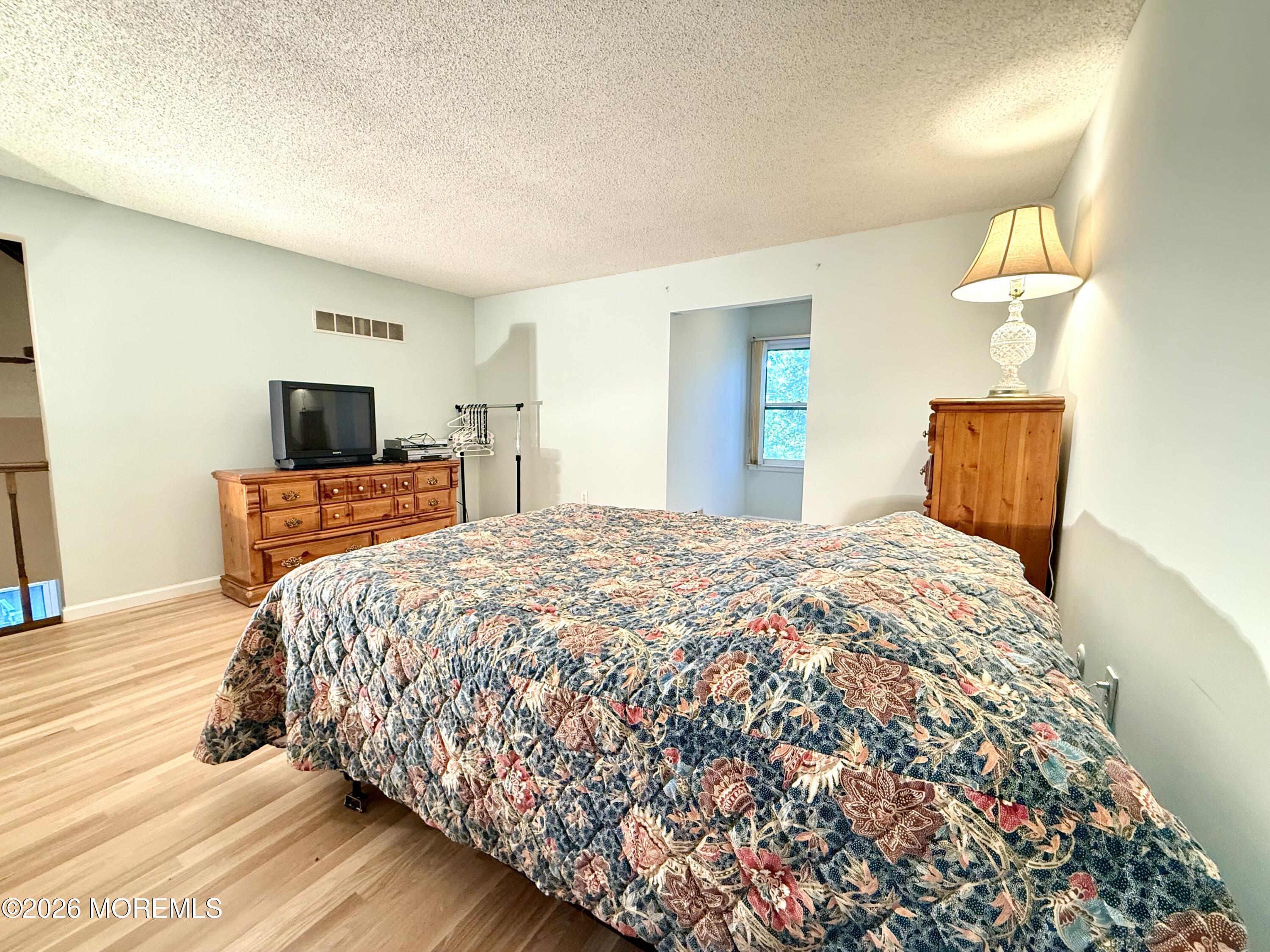 33 Maple Lane Brielle NJ 08730