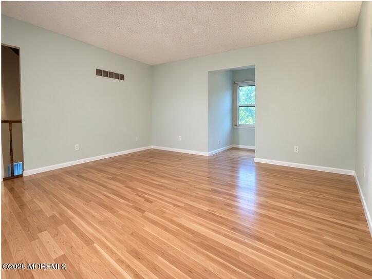 33 Maple Lane Brielle NJ 08730