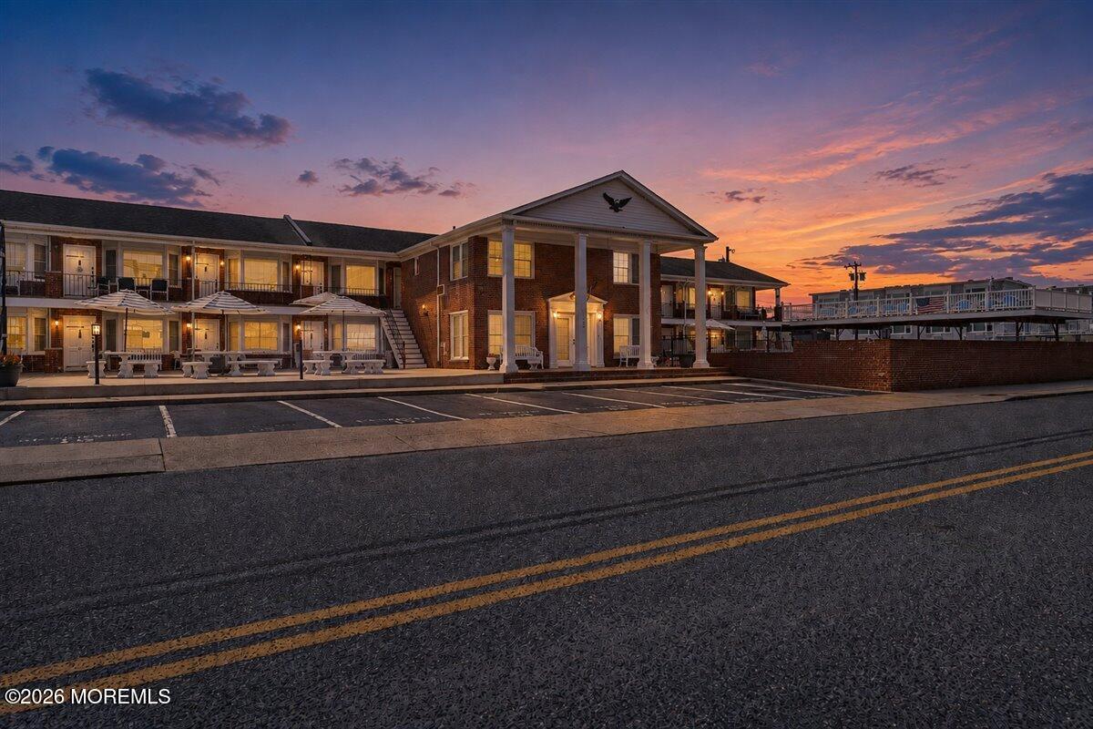 402 E Saint Paul Avenue Wildwood NJ 08260