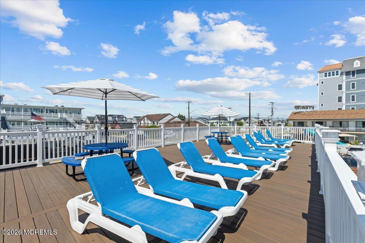 402 E Saint Paul Avenue Wildwood NJ 08260