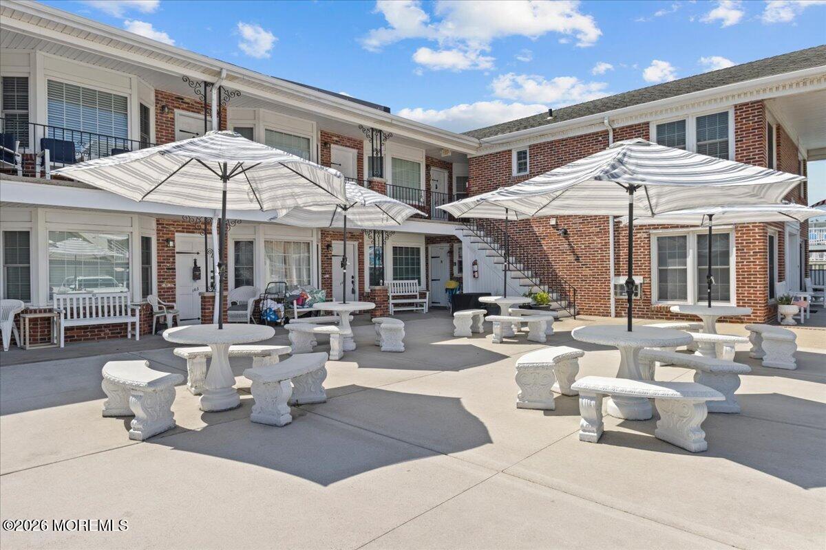 402 E Saint Paul Avenue Wildwood NJ 08260