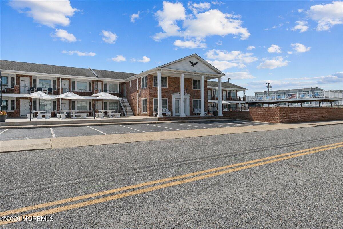 402 E Saint Paul Avenue Wildwood NJ 08260