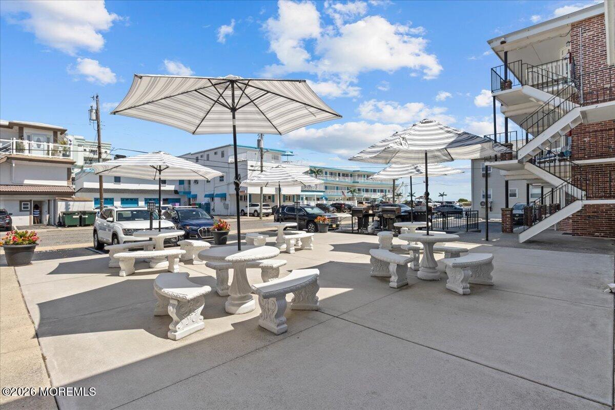 402 E Saint Paul Avenue Wildwood NJ 08260
