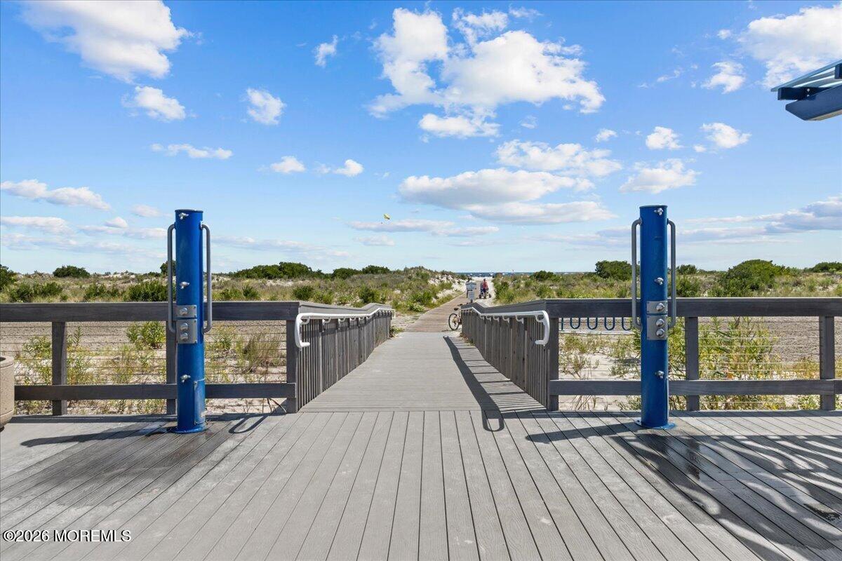402 E Saint Paul Avenue Wildwood NJ 08260