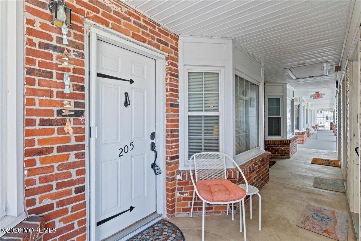 402 E Saint Paul Avenue Wildwood NJ 08260
