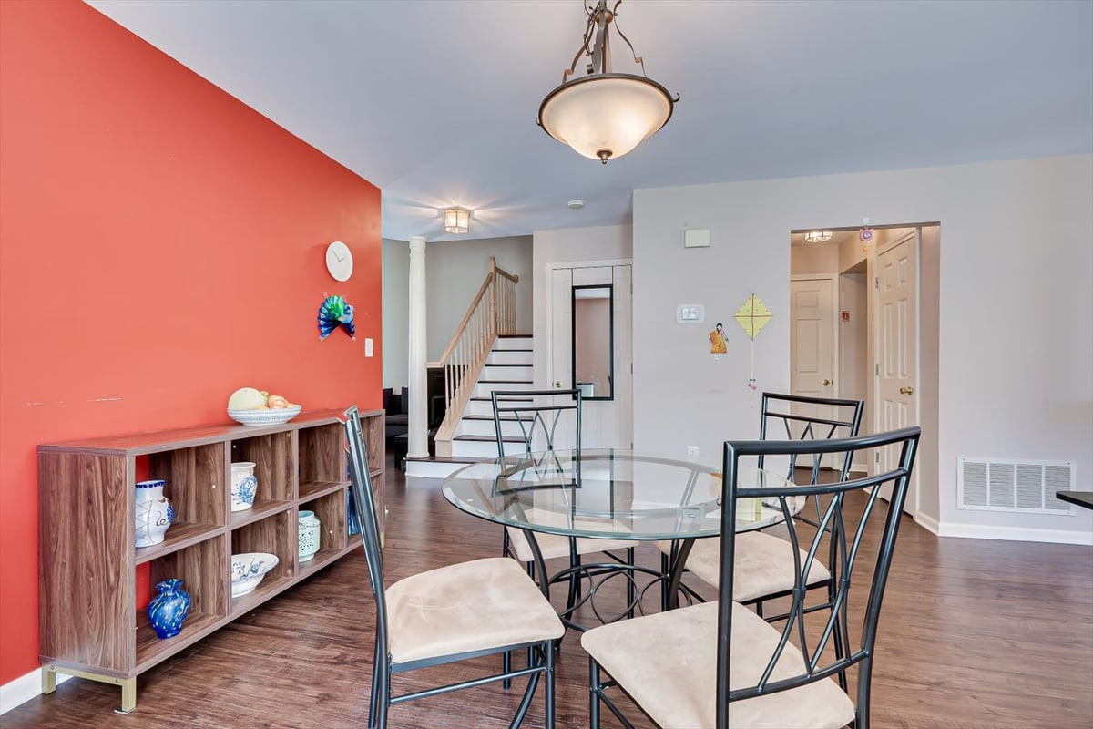 26 Alpine Road Holmdel NJ 07733
