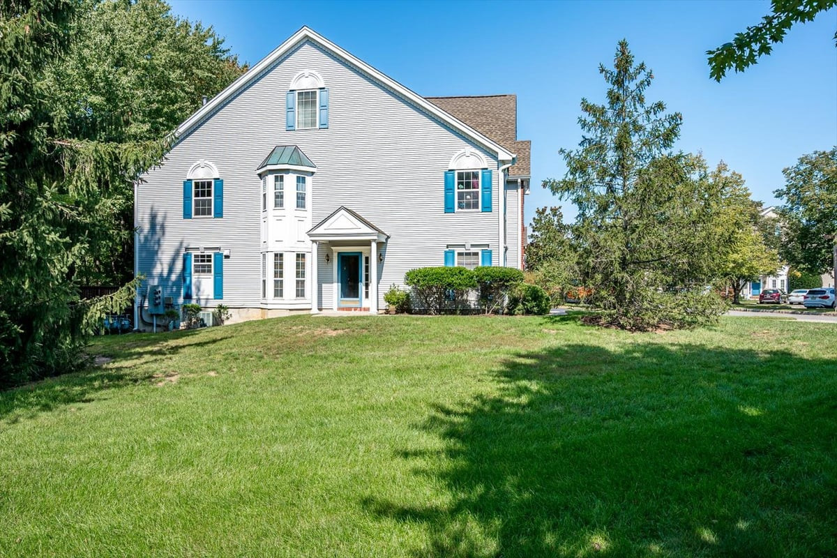 26 Alpine Road Holmdel NJ 07733