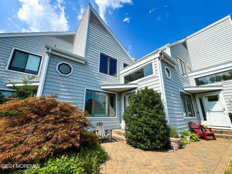 9 Bridgewaters Drive Oceanport NJ 07757