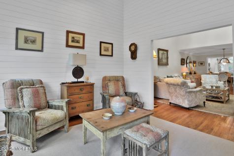 13 Old Farm Road Little Silver NJ 07739