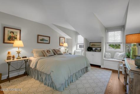 13 Old Farm Road Little Silver NJ 07739