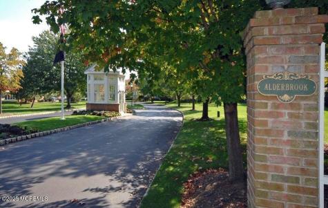 13 Old Farm Road Little Silver NJ 07739