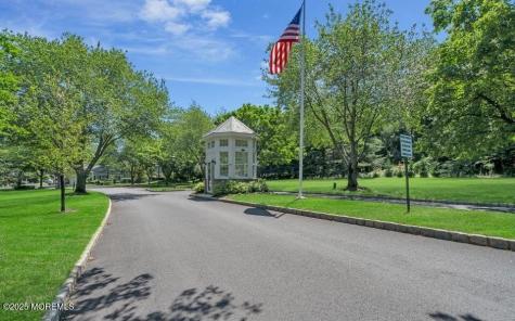 13 Old Farm Road Little Silver NJ 07739