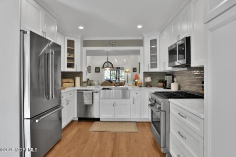 13 Old Farm Road Little Silver NJ 07739