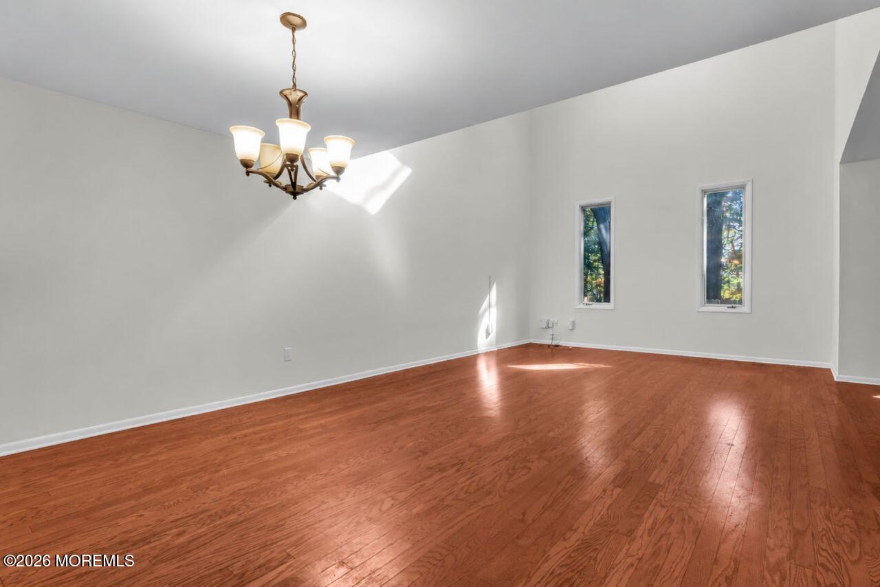 306 Cutty Court Toms River NJ 08753