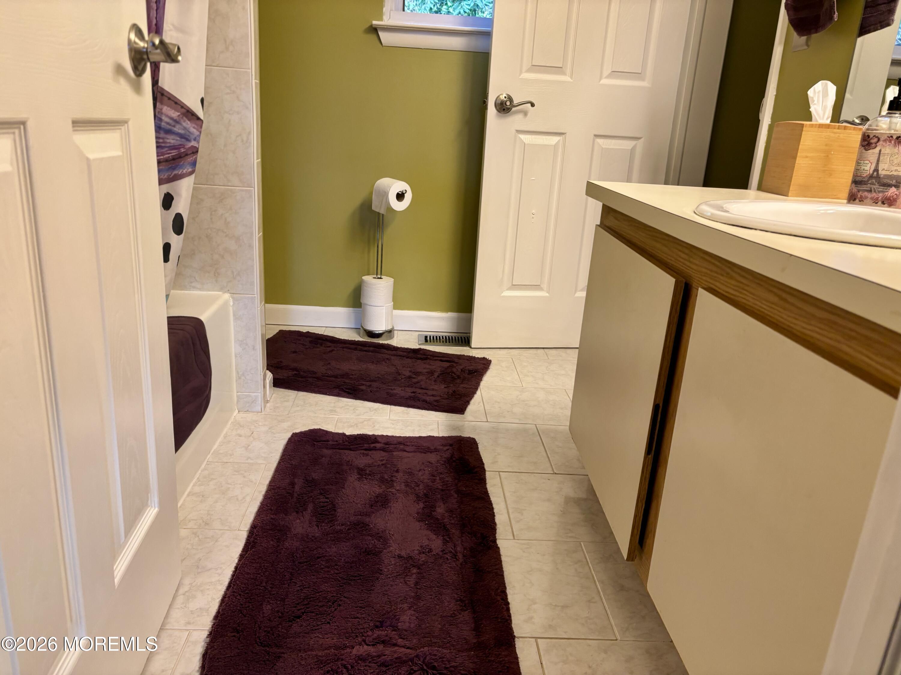 401 Geranium Court Jackson NJ 08527