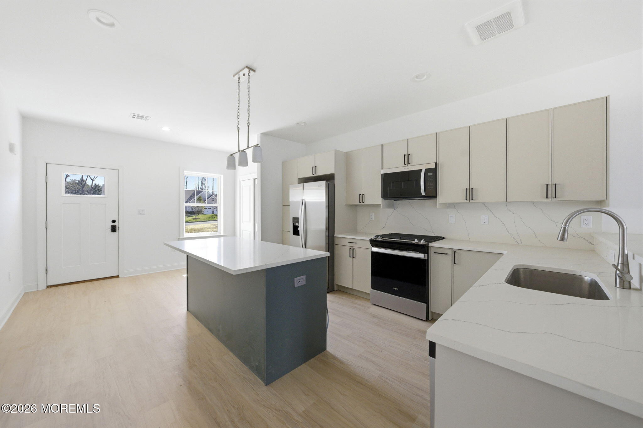 12 Remington Court Farmingdale NJ 07727