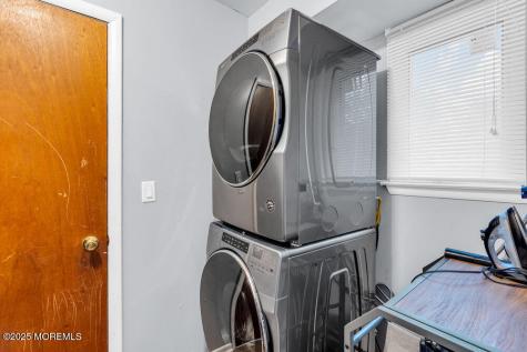 2 Elizabeth Court Howell NJ 07731