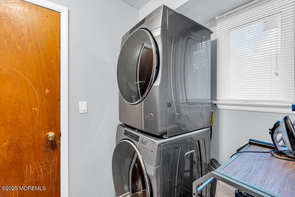 2 Elizabeth Court Howell NJ 07731