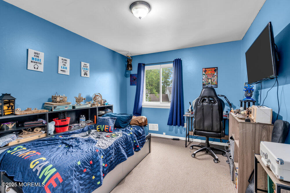 2 Elizabeth Court Howell NJ 07731