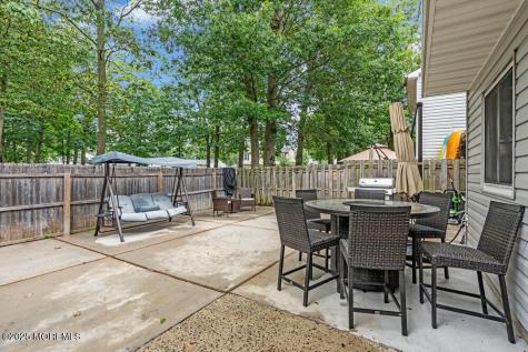 2 Elizabeth Court Howell NJ 07731
