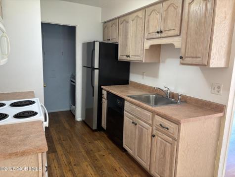 48 S Seas Court Barnegat NJ 08005