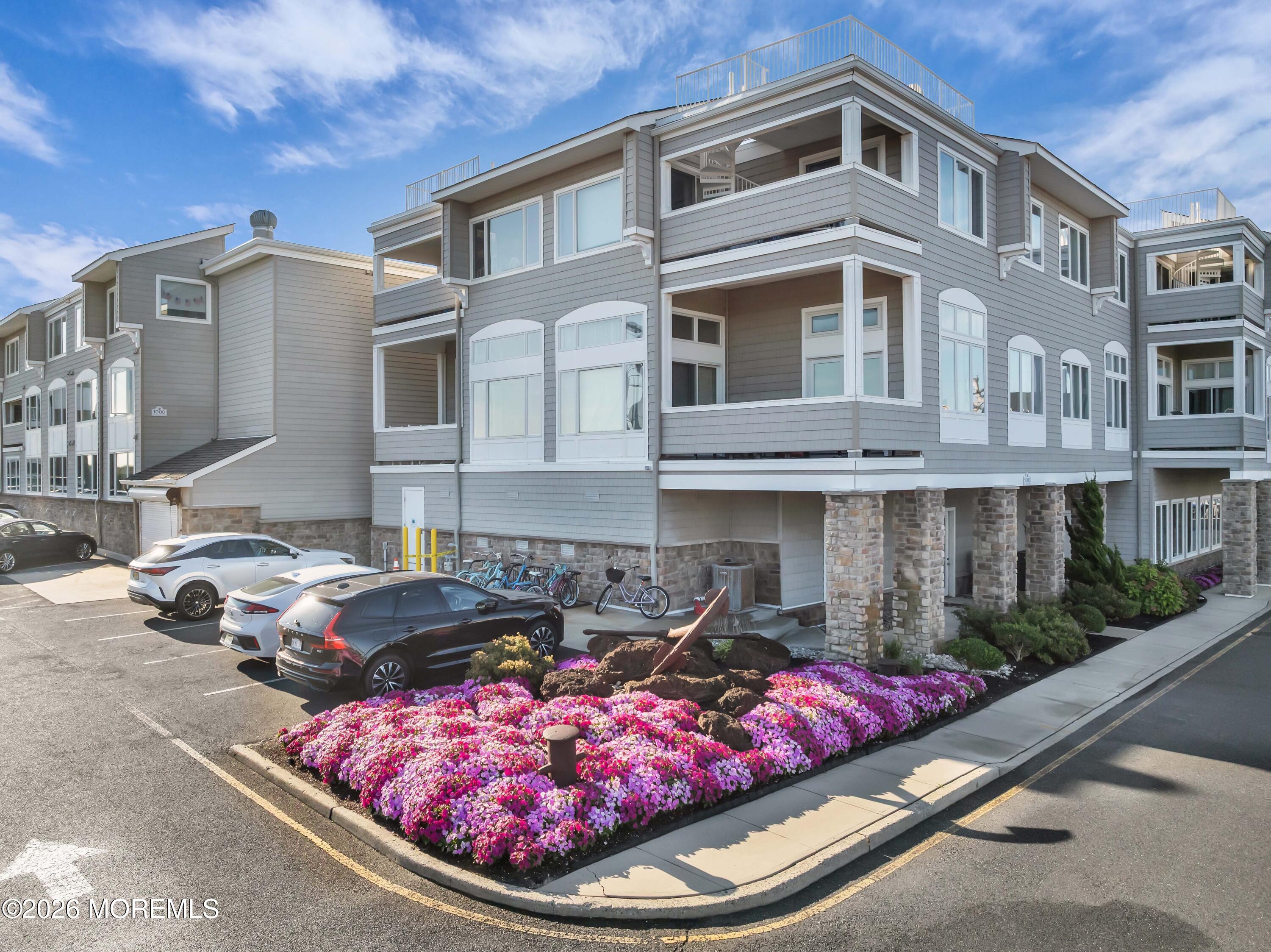 438 Rt-35 N Mantoloking NJ 08738