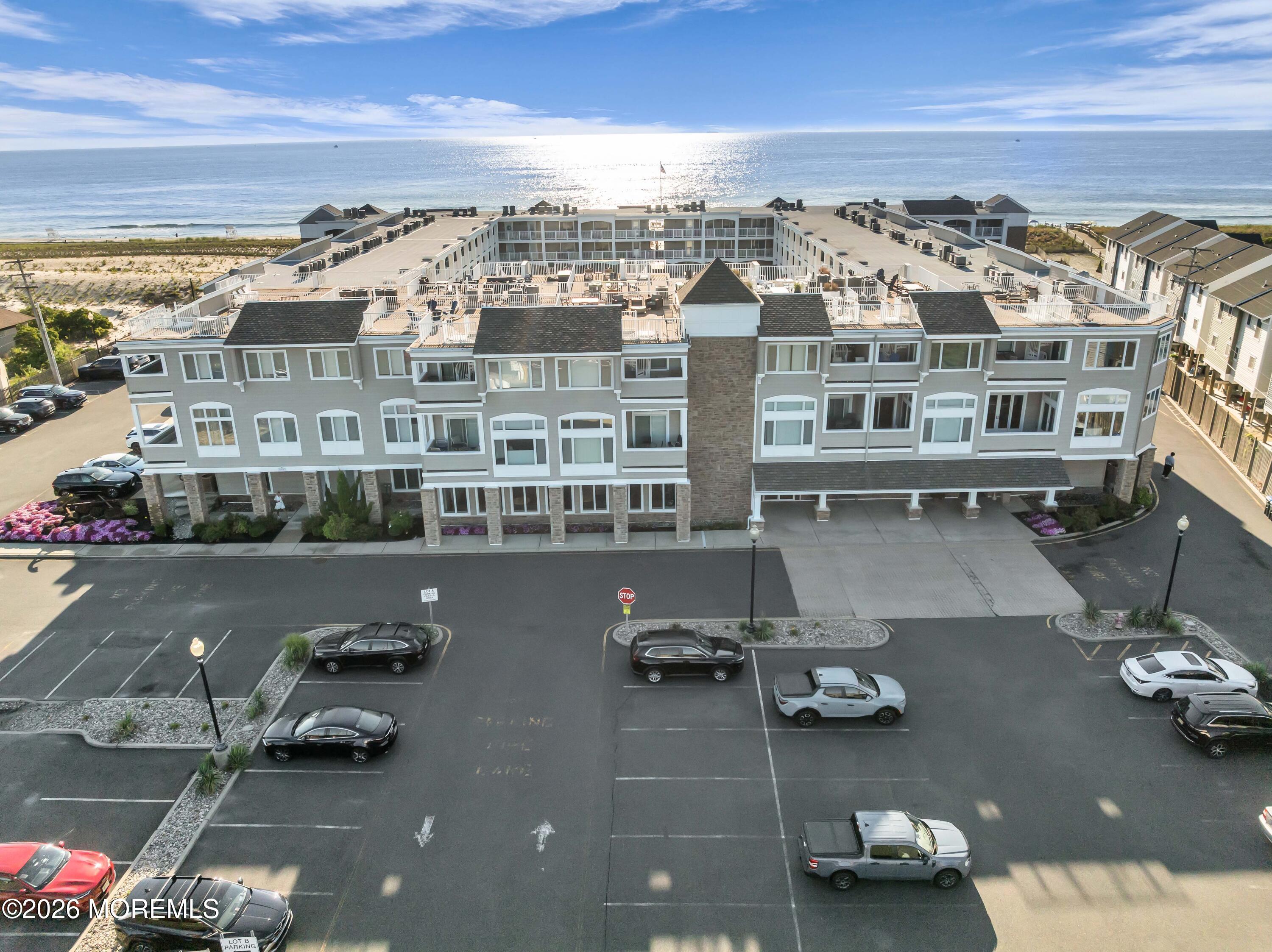 438 Rt-35 N Mantoloking NJ 08738