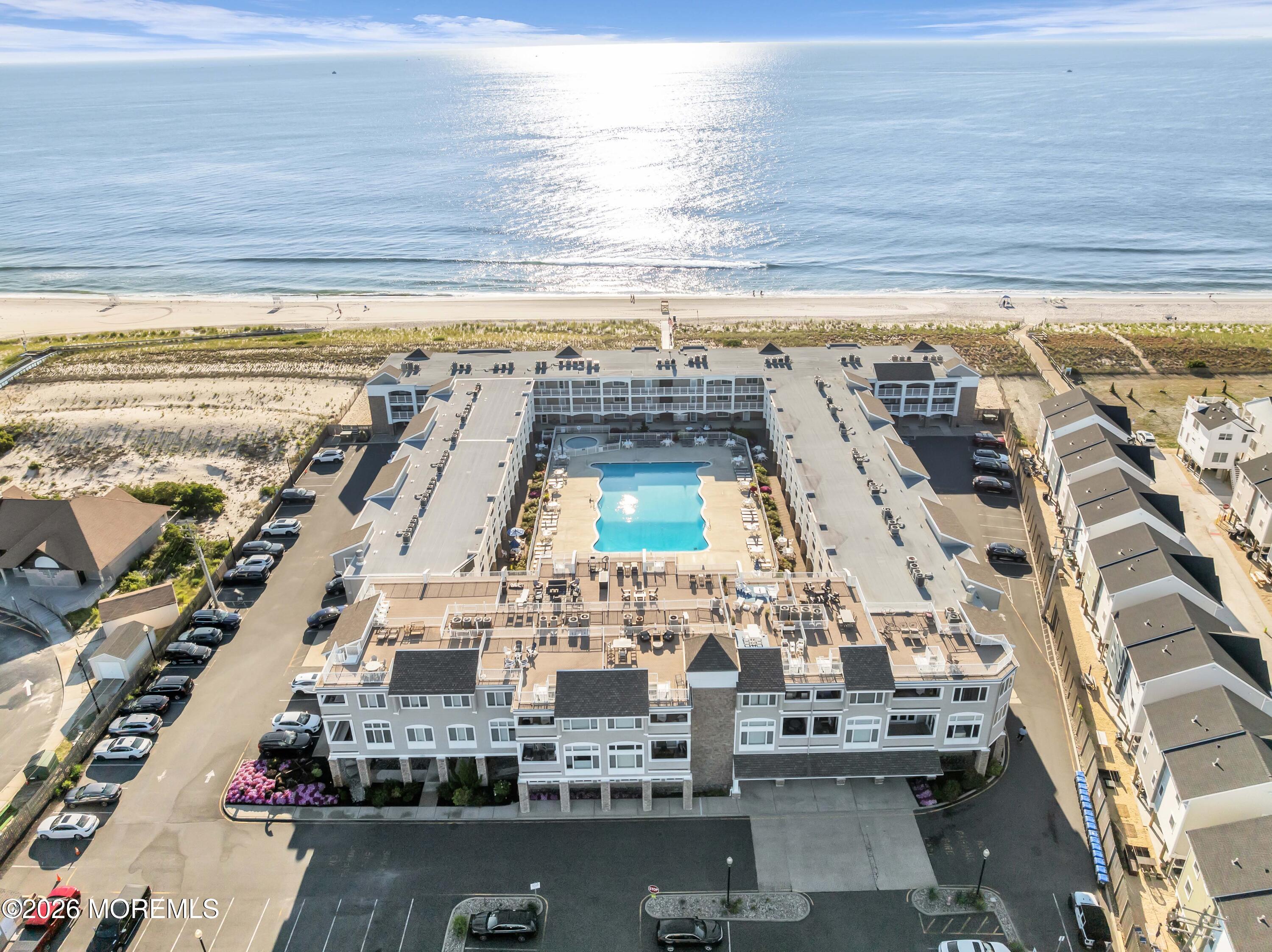 438 Rt-35 N Mantoloking NJ 08738