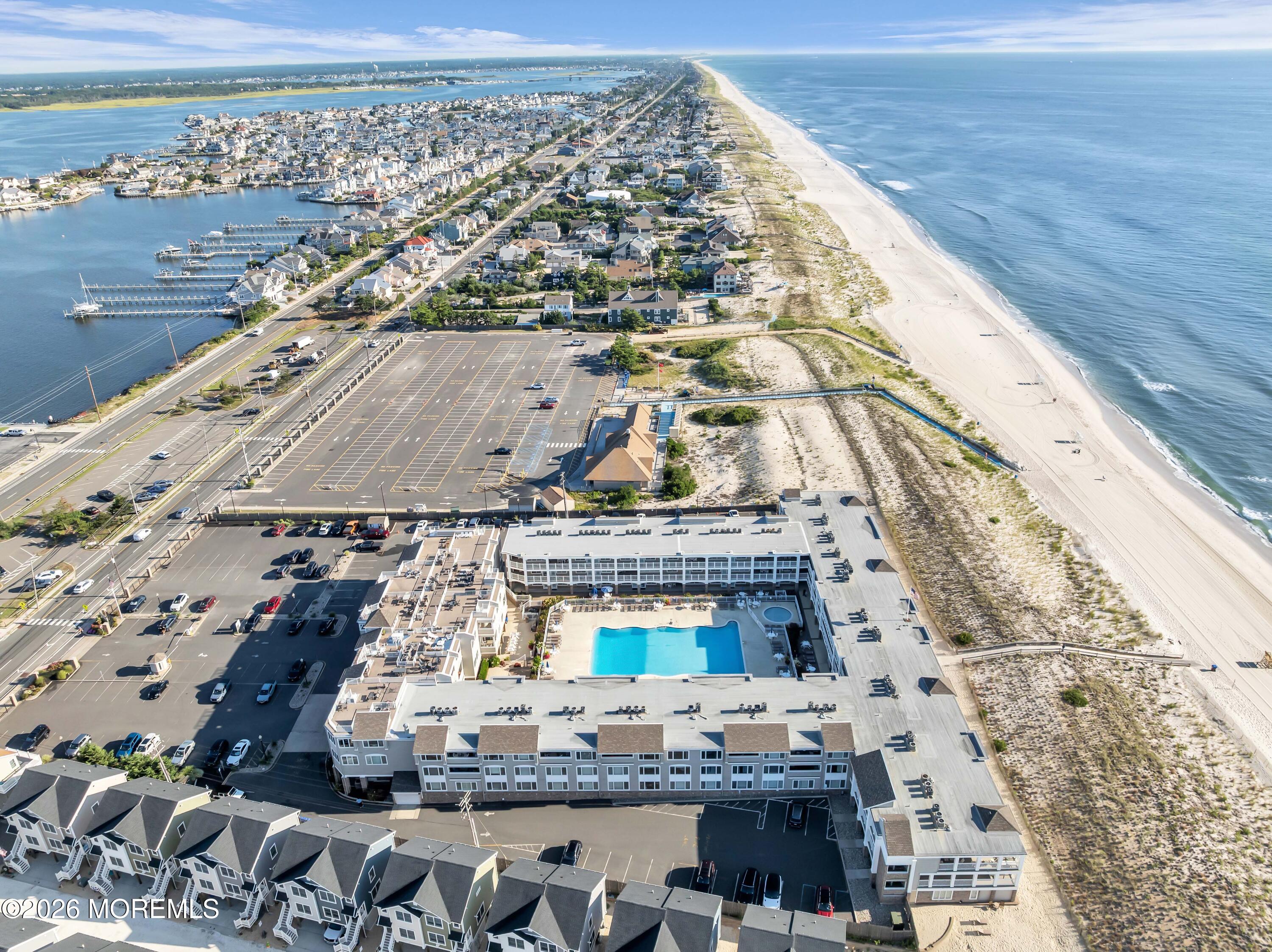 438 Rt-35 N Mantoloking NJ 08738