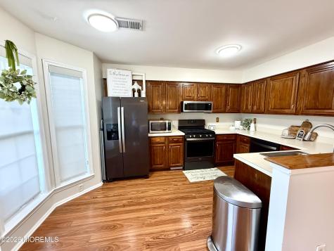 272 Sugar Maple Court Howell NJ 07731