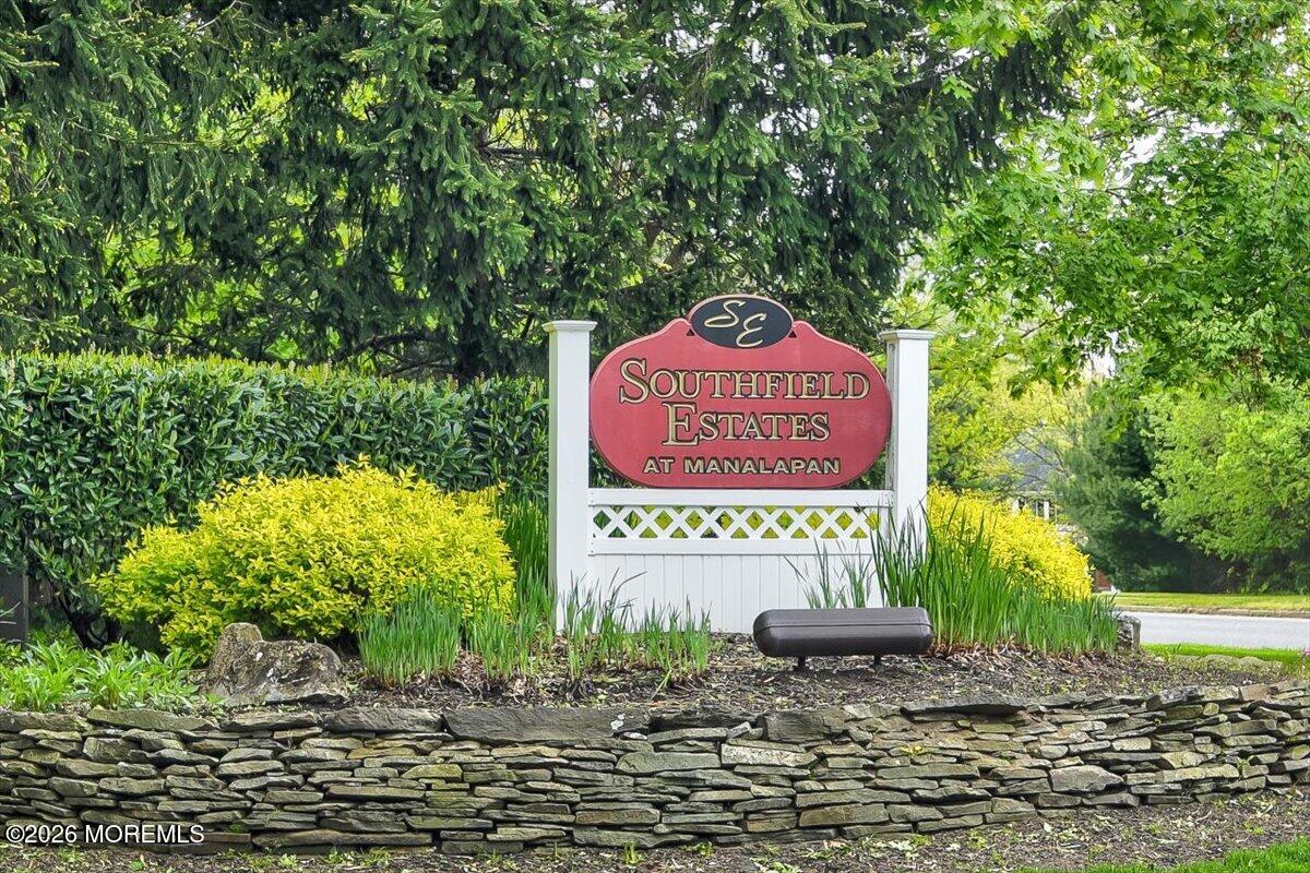 427 Dorchester Way Manalapan NJ 07726