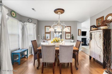 427 Dorchester Way Manalapan NJ 07726