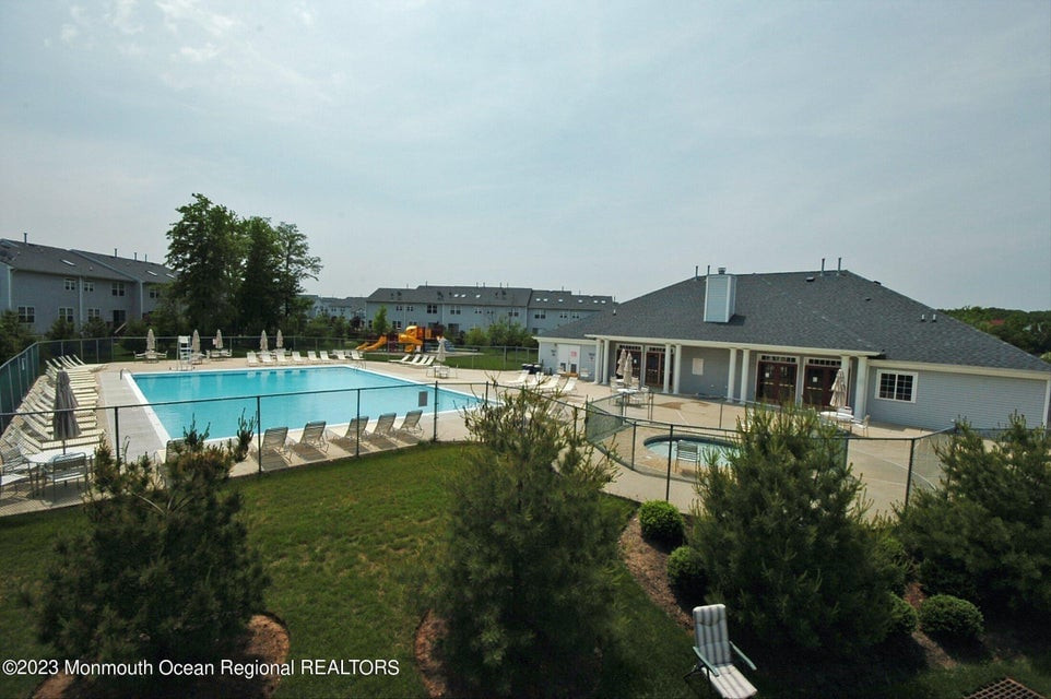24 Catherine Court Laurence Harbor NJ 08879