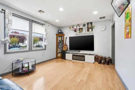 48 Barker Avenue Shrewsbury Twp NJ 07724
