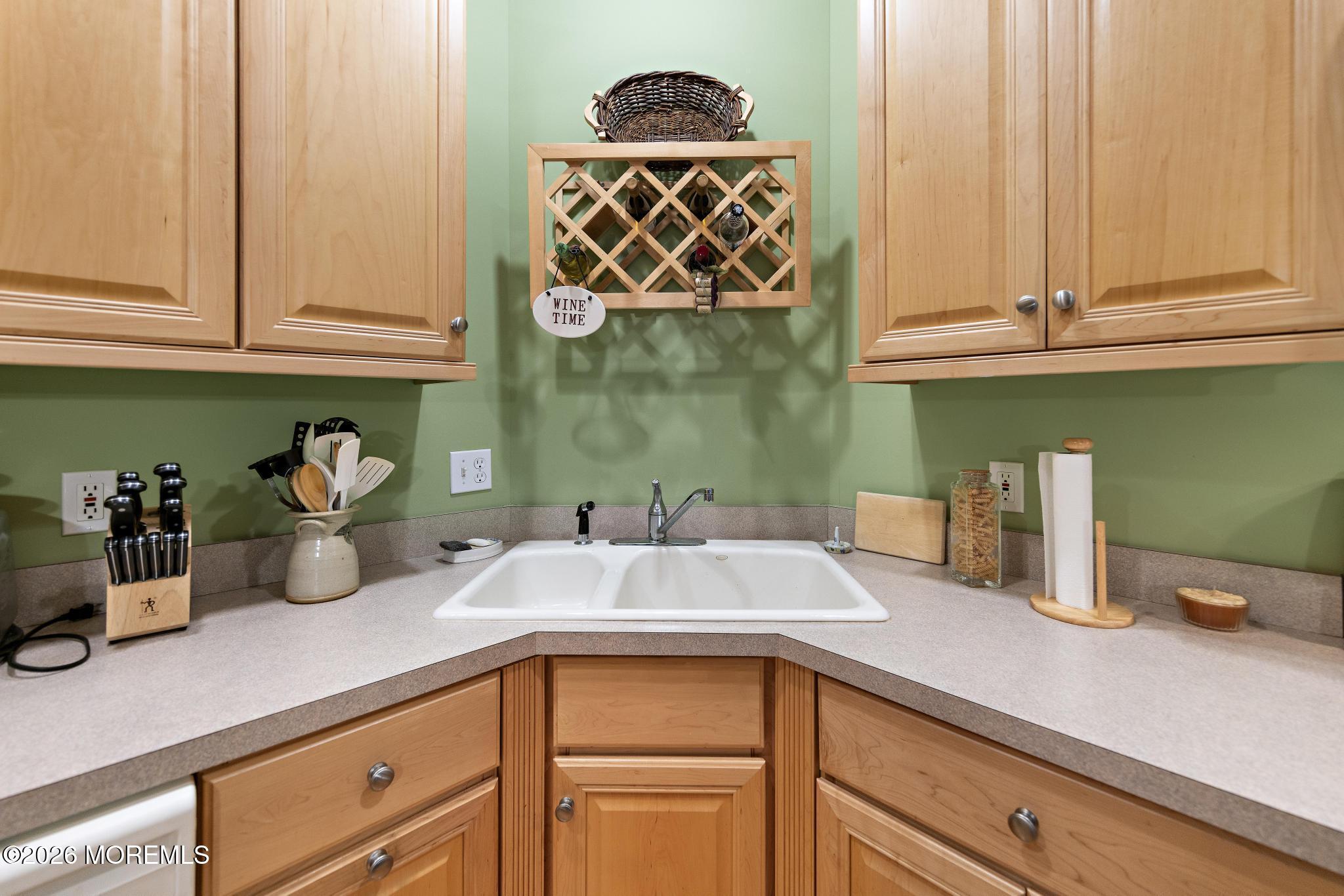 32 Windward Drive Manahawkin NJ 08050
